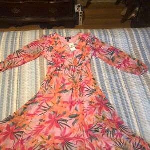 Never worn beautiful Jessica Simpson chiffon dress XS.